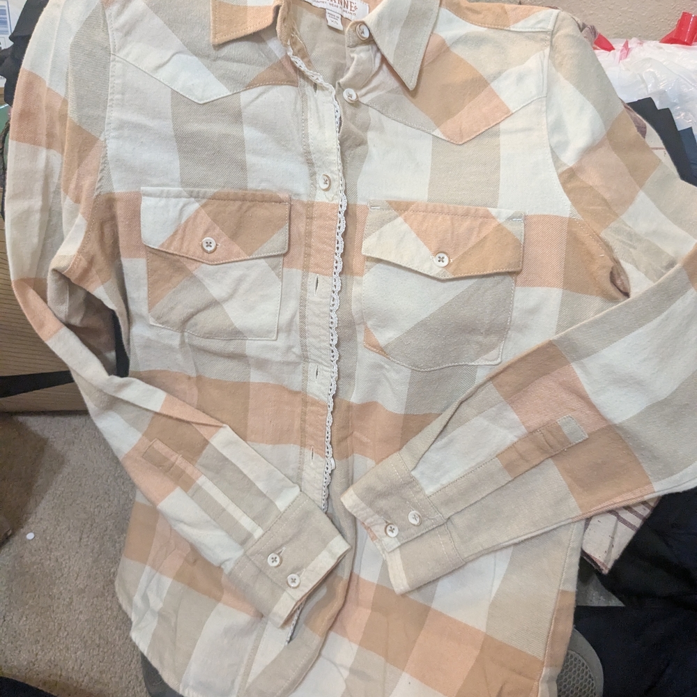 Plaid Button-Up Shirt in Beige and Cream